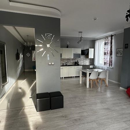 Apartamenty Sofija Deluxe Centrum ジェロナ・グラ エクステリア 写真