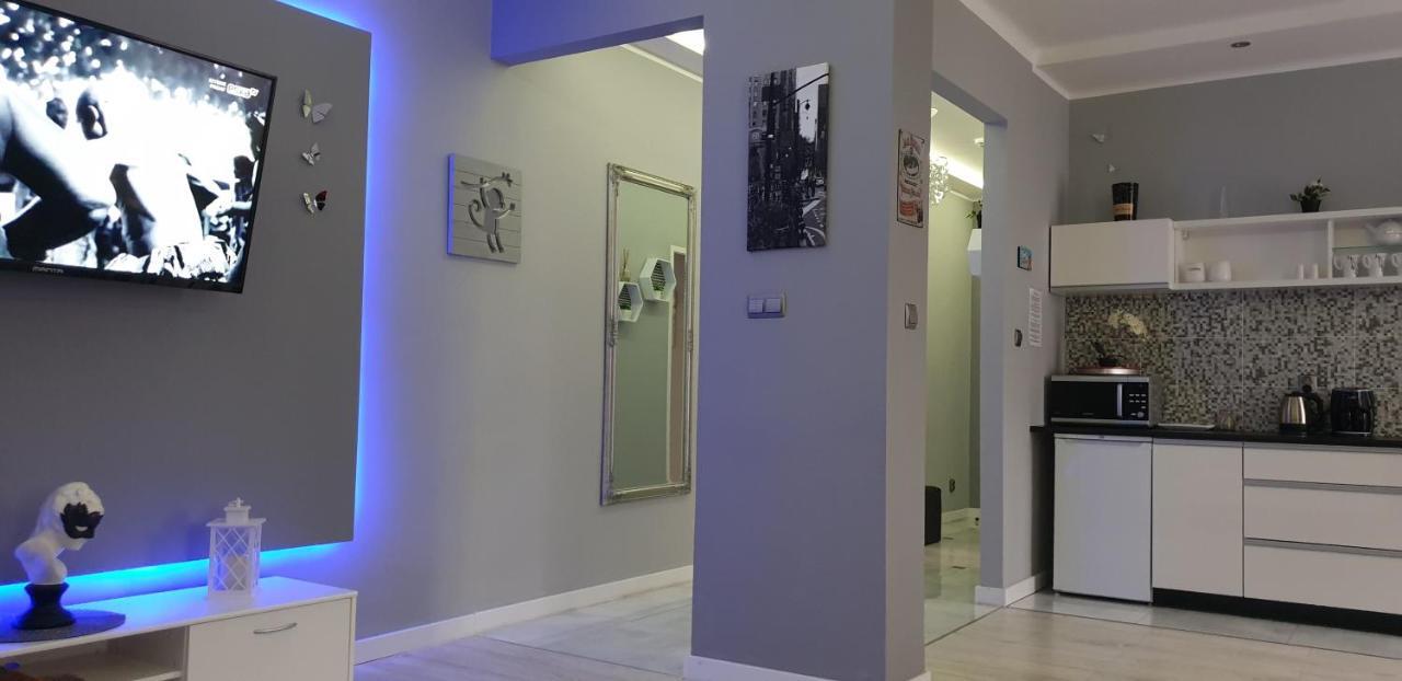 Apartamenty Sofija Deluxe Centrum ジェロナ・グラ エクステリア 写真