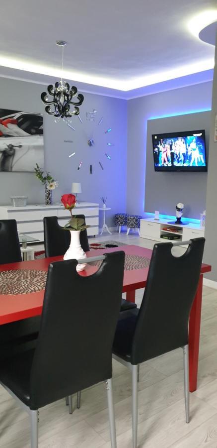 Apartamenty Sofija Deluxe Centrum ジェロナ・グラ エクステリア 写真